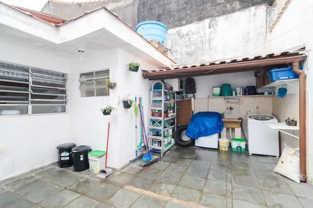 Área de Serviço / Quintal de casa à venda com 3 quartos, 100m² em Conjunto Residencial José Bonifácio, São Paulo
