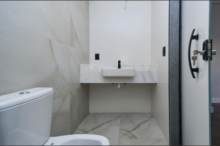 Banheiro Suíte de apartamento à venda com 3 quartos, 144m² em Santo Antônio, Belo Horizonte
