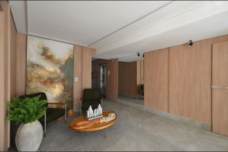 Hall de Entrada de apartamento à venda com 3 quartos, 144m² em Santo Antônio, Belo Horizonte