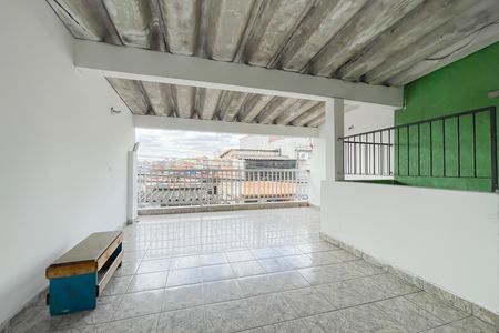 Sacada de casa para alugar com 3 quartos, 125m² em São Pedro, Osasco