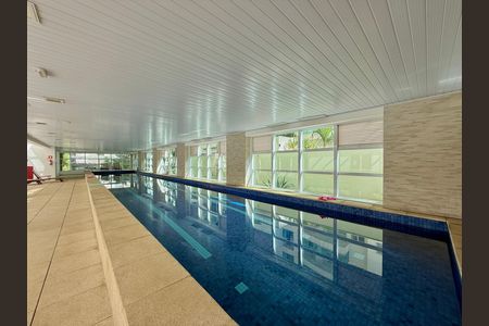 Apartamento à venda com 76m², 2 quartos e 2 vagas Apartamento à venda com 76m², 2 quartos e 2 vagasPiscina
