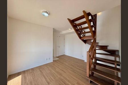 Apartamento à venda com 76m², 2 quartos e 2 vagas Apartamento à venda com 76m², 2 quartos e 2 vagasSala