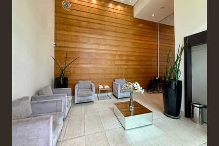 Apartamento à venda com 76m², 2 quartos e 2 vagas Apartamento à venda com 76m², 2 quartos e 2 vagasHall Social Entrada