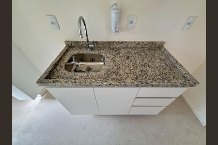 Apartamento à venda com 76m², 2 quartos e 2 vagas Apartamento à venda com 76m², 2 quartos e 2 vagasCozinha