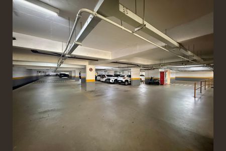 Apartamento à venda com 76m², 2 quartos e 2 vagas Apartamento à venda com 76m², 2 quartos e 2 vagasGaragem