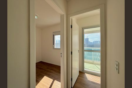 Apartamento à venda com 76m², 2 quartos e 2 vagas Apartamento à venda com 76m², 2 quartos e 2 vagasCorredor Quartos