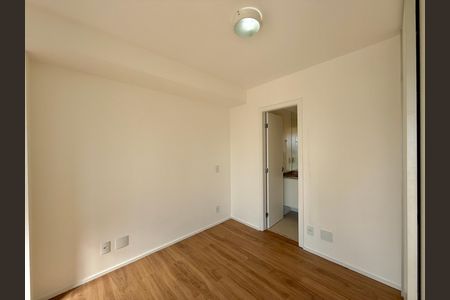 Apartamento à venda com 76m², 2 quartos e 2 vagas Apartamento à venda com 76m², 2 quartos e 2 vagasSuíte 1