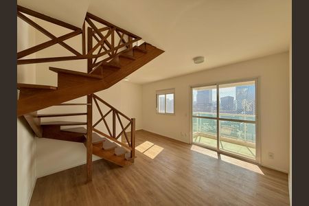 Apartamento à venda com 76m², 2 quartos e 2 vagas Apartamento à venda com 76m², 2 quartos e 2 vagasSala