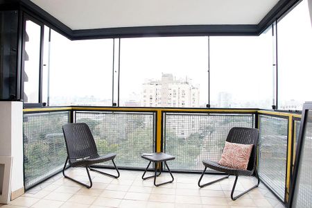Sala 1 Estar Detalhe Varanda de apartamento à venda com 3 quartos, 94m² em Azenha, Porto Alegre