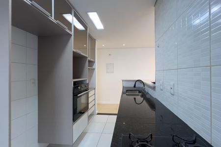 Cozinha de apartamento para alugar com 2 quartos, 71m² em Vila Mariana, São Paulo