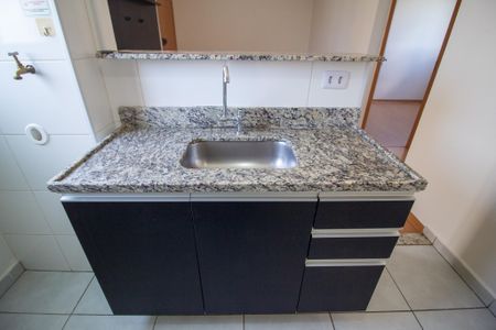 Cozinha de apartamento para alugar com 2 quartos, 50m² em Jardim Guaruja, Sorocaba