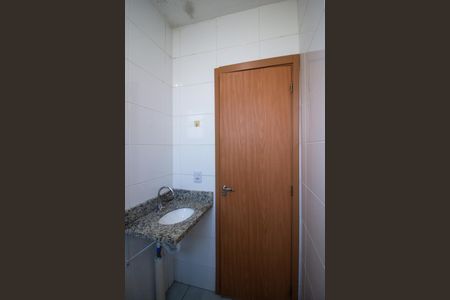 Banheiro de apartamento para alugar com 2 quartos, 50m² em Jardim Guaruja, Sorocaba