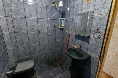 Casa à venda com 200m², 4 quartos e 4 vagas Casa à venda com 200m², 4 quartos e 4 vagasBanheiro 1