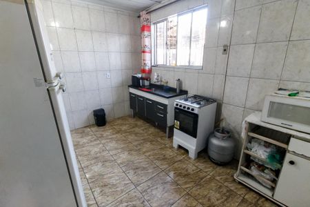 Casa à venda com 200m², 4 quartos e 4 vagas Casa à venda com 200m², 4 quartos e 4 vagasCozinha - Armários 1