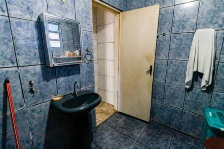 Casa à venda com 200m², 4 quartos e 4 vagas Casa à venda com 200m², 4 quartos e 4 vagasBanheiro 1
