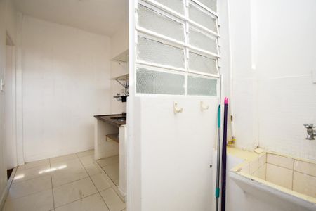 lavanderia de apartamento à venda com 1 quarto, 45m² em Sumarezinho, São Paulo