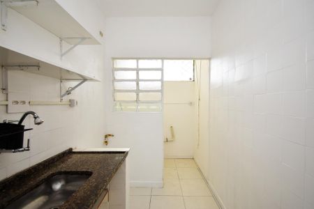 cozinha de apartamento à venda com 1 quarto, 45m² em Sumarezinho, São Paulo