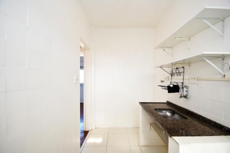 cozinha de apartamento à venda com 1 quarto, 45m² em Sumarezinho, São Paulo
