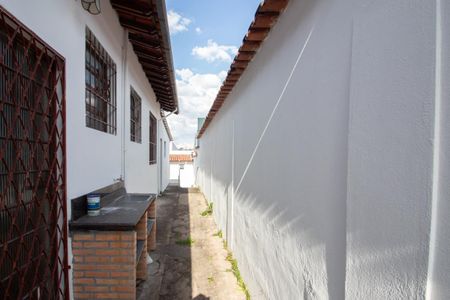 Área de Serviço de casa à venda com 3 quartos, 212m² em Palmares, Belo Horizonte