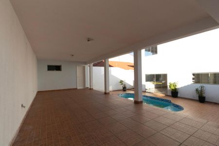 Casa para alugar com 375m², 3 quartos e 4 vagas