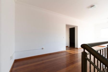 Casa para alugar com 375m², 3 quartos e 4 vagas