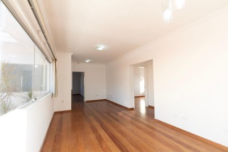 Casa para alugar com 375m², 3 quartos e 4 vagas