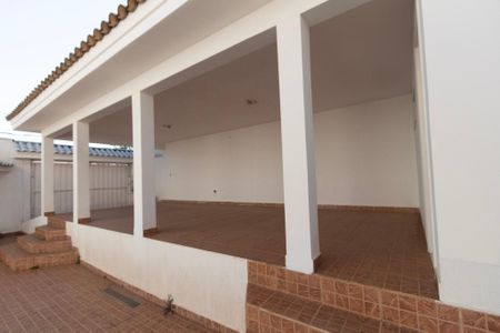 Casa para alugar com 375m², 3 quartos e 4 vagas