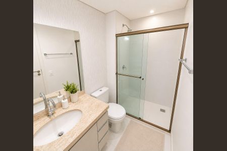 Banheiro de apartamento à venda com 2 quartos, 67m² em Centro, Campinas