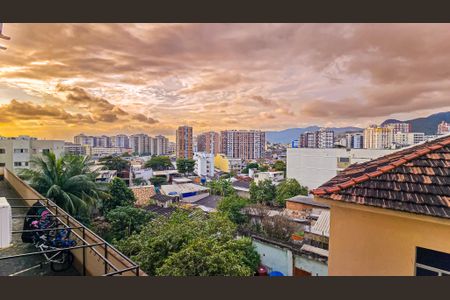 Quarto vista de apartamento à venda com 2 quartos, 47m² em Todos Os Santos, Rio de Janeiro
