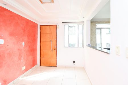 Sala de apartamento para alugar com 2 quartos, 48m² em Conjunto Habitacional Sitio Conceicao, São Paulo