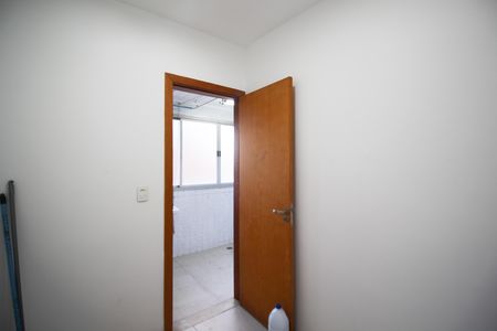 Apartamento à venda com 80m², 2 quartos e sem vaga