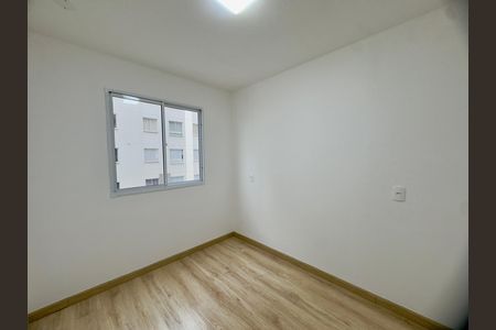 Quarto 2 de apartamento para alugar com 2 quartos, 38m² em Vila das Bandeiras, Guarulhos