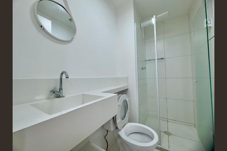 Banheiro de apartamento para alugar com 2 quartos, 38m² em Vila das Bandeiras, Guarulhos
