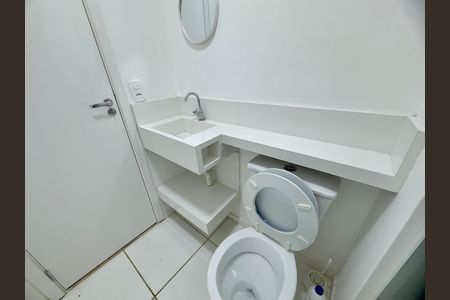 Apartamento para alugar com 38m², 2 quartos e 1 vaga Apartamento para alugar com 38m², 2 quartos e 1 vagaBanheiro