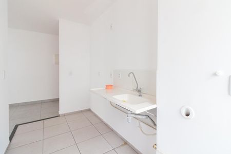 Cozinha de apartamento para alugar com 2 quartos, 41m² em Jardim Arpoador, São Paulo