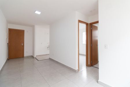 Sala de apartamento para alugar com 2 quartos, 41m² em Jardim Arpoador, São Paulo