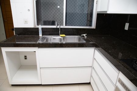 Cozinha de apartamento para alugar com 3 quartos, 150m² em Setor Oeste, Goiânia