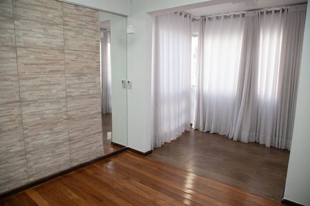 Apartamento para alugar com 3 quartos, 150m² em Setor Oeste, Goiânia