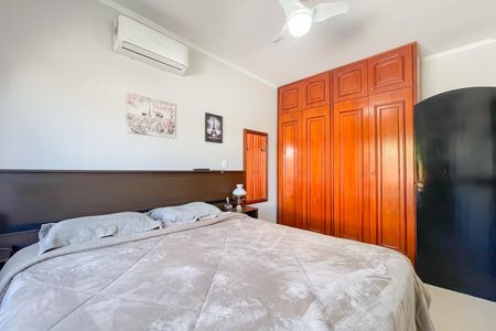 Casa à venda com 794m², 2 quartos e 15 vagasQuarto 1