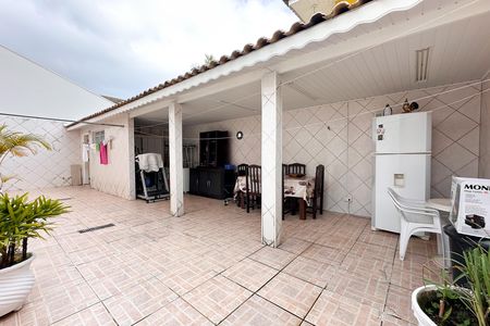 Quintal de casa à venda com 3 quartos, 291m² em Parque dos Passaros, São Bernardo do Campo