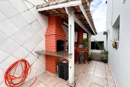 Casa à venda com 291m², 3 quartos e 4 vagasÁrea gourmet