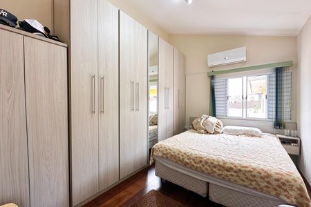 Casa à venda com 291m², 3 quartos e 4 vagasQuarto 