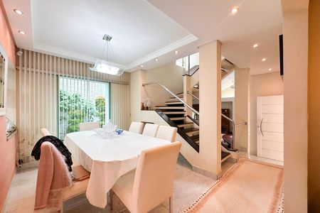 Casa à venda com 291m², 3 quartos e 4 vagasSala de Jantar