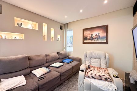 Casa à venda com 291m², 3 quartos e 4 vagasSala de TV