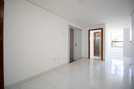 Sala de apartamento para alugar com 2 quartos, 65m² em Conjunto 21, Brasília