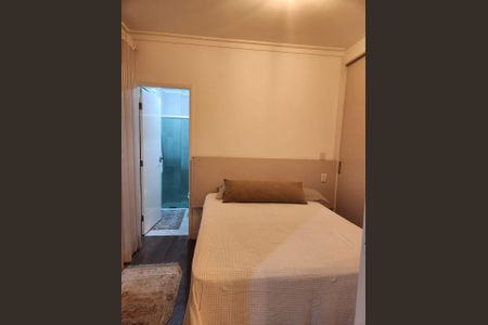 Quarto de apartamento à venda com 3 quartos, 75m² em Vila Osasco, Osasco