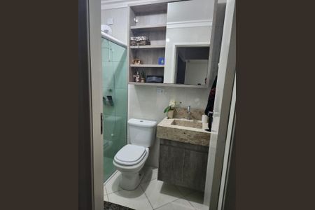 Banheiro de apartamento à venda com 3 quartos, 75m² em Vila Osasco, Osasco