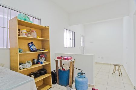 Cozinha de apartamento para alugar com 2 quartos, 65m² em Limão, São Paulo