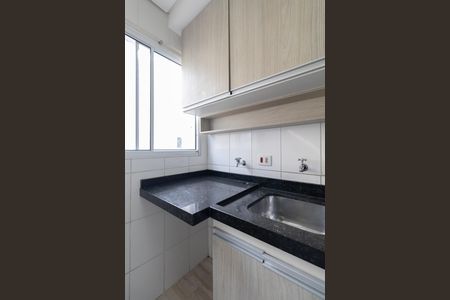 Apartamento à venda com 50m², 3 quartos e 1 vaga Apartamento à venda com 50m², 3 quartos e 1 vagaCozinha e Área de Serviço