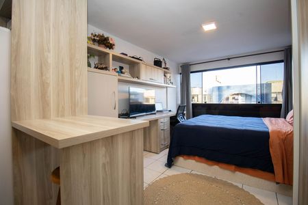Studio à venda com 33m², 1 quarto e sem vaga Studio à venda com 33m², 1 quarto e sem vagaKitnet